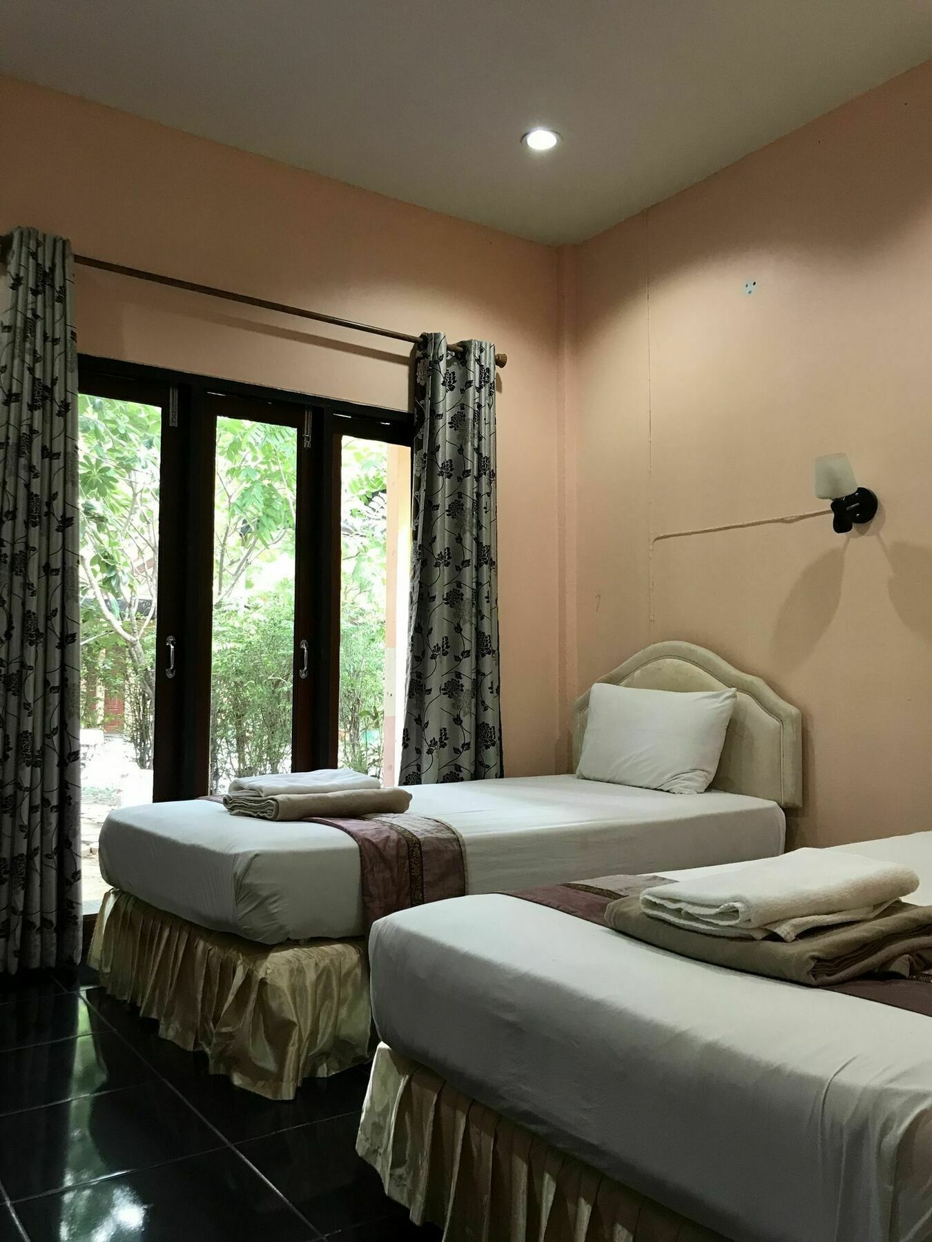 Green Leaf Resort سورين المظهر الخارجي الصورة